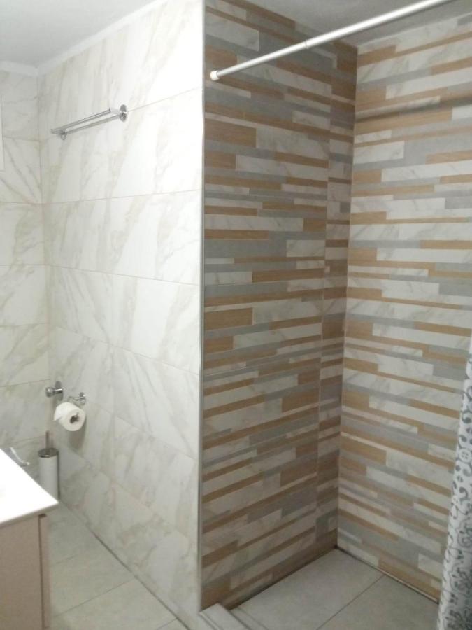 Olive - Happyhostgr - Downtown Apartment Volos Bagian luar foto